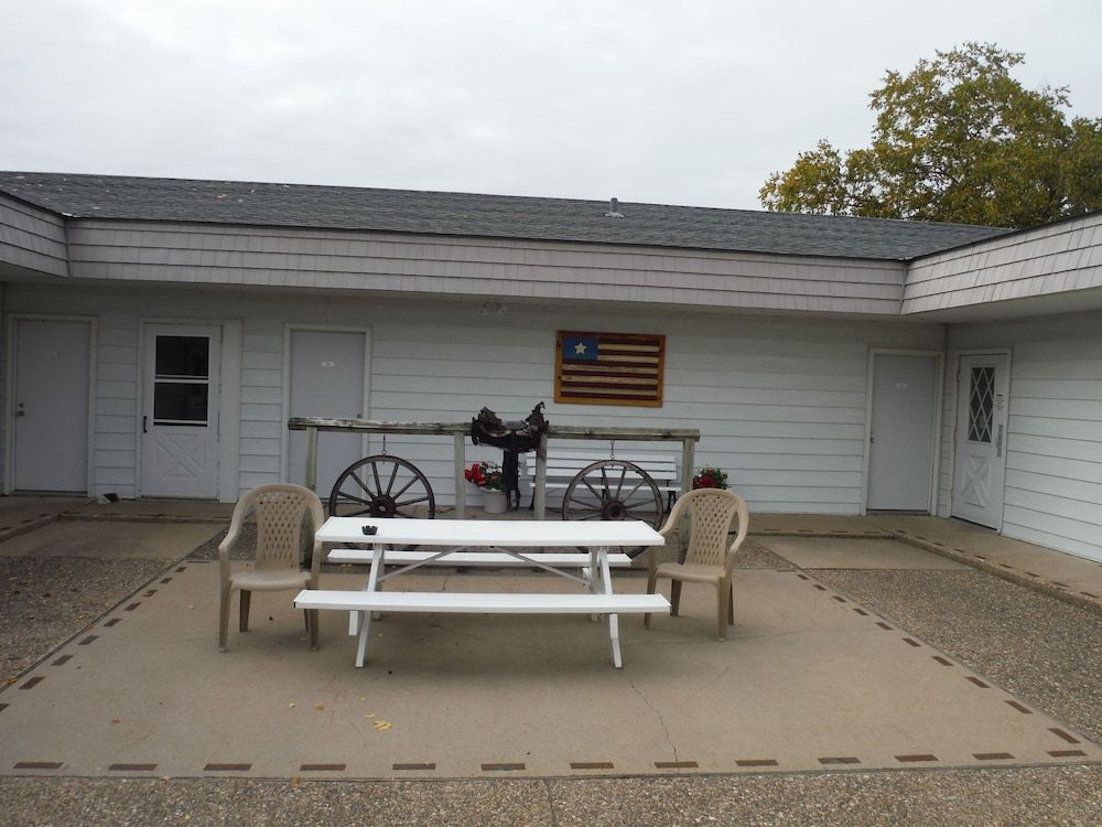 Caravan Motel - photo 15
