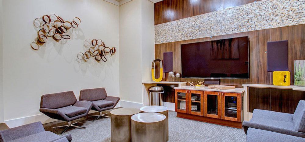 1505 Demonbreun By Sitsquare Suites - photo 9