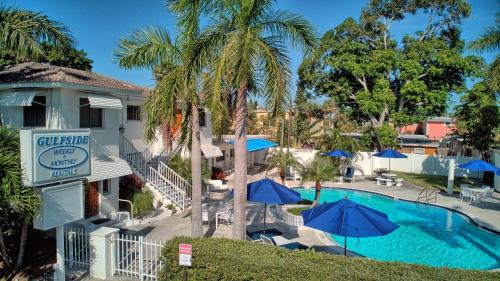 Gulside Resort. Unit 8 in Saint Pete Beach, United States