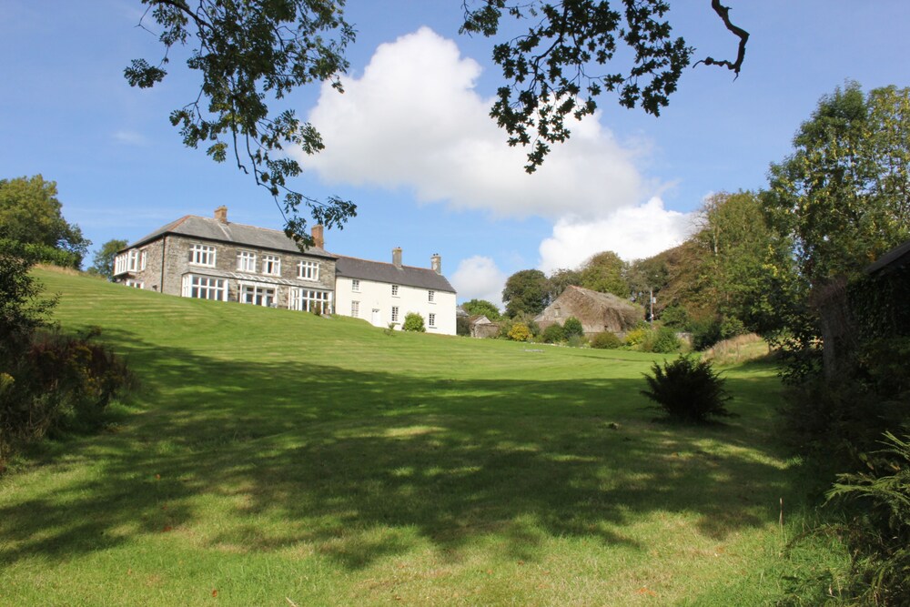 Costislost Organic Retreat — 4-Star Luxury Hotel in Bodmin, United Kingdom