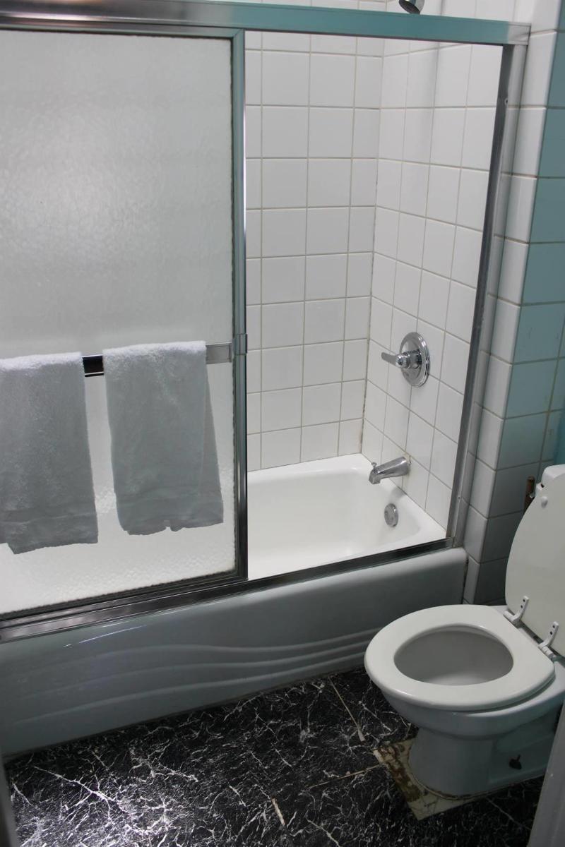 Hotel West Inn Hollywood LA - photo 19