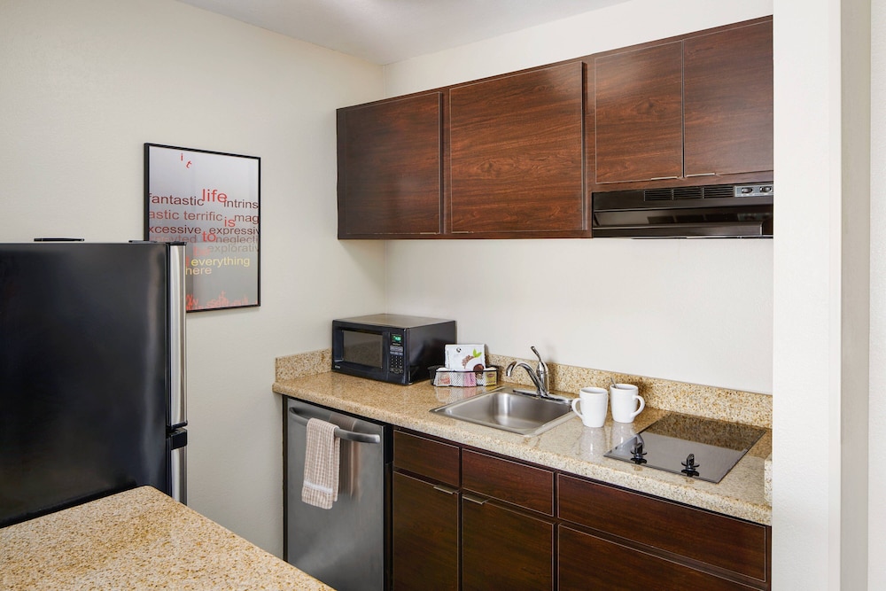 TownePlace Suites Tempe at Arizona Mills Mall - photo 13