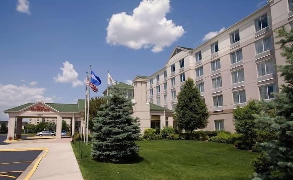 Hilton Garden Inn Chicago Oak Brook - photo 29