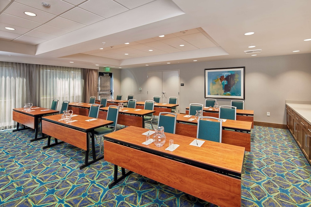 Hampton Inn & Suites Sacramento at Csus - photo 54