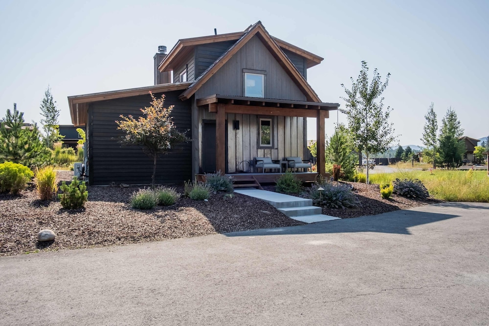 Retreat at the Wilderness Club in Eureka, United States