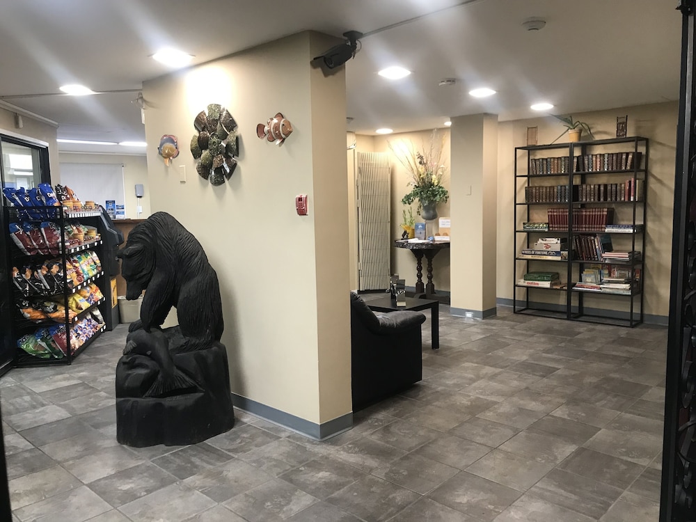 Airport Inn - last minute hotel in Unknown City