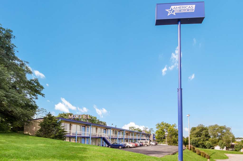 Americas Best Value Inn Wytheville - photo 2