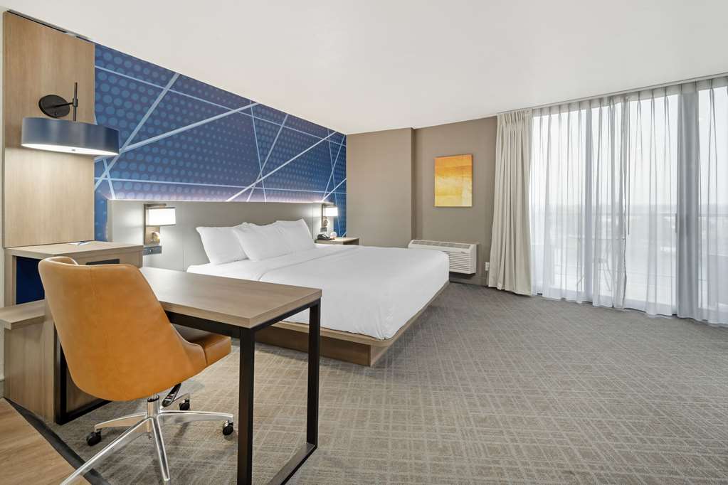 Comfort Suites Idaho Falls - photo 12