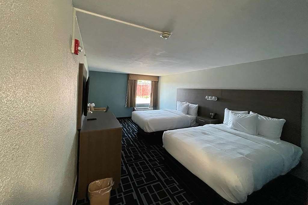 Baymont by Wyndham Chattanooga Eastridge - photo 15
