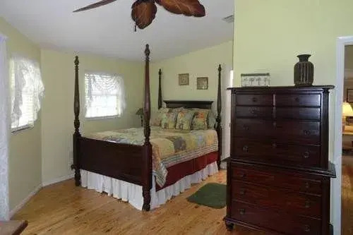 Blue Dolphin Inn by Island Vacation Properties - photo 18