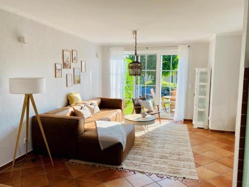 Strandhaus Luma Hochwertiges Ferienhaus Fur 6 Personen In Strandnahe — Zingst