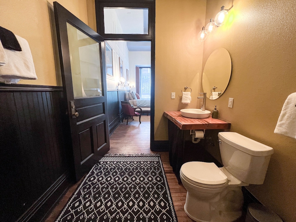 The Oliver Inn Duluth Hotel Near Canal Park - photo 86