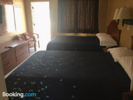 A1A Travel Inn - photo 4