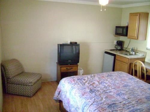 Soho Inn Waldo - featured photo