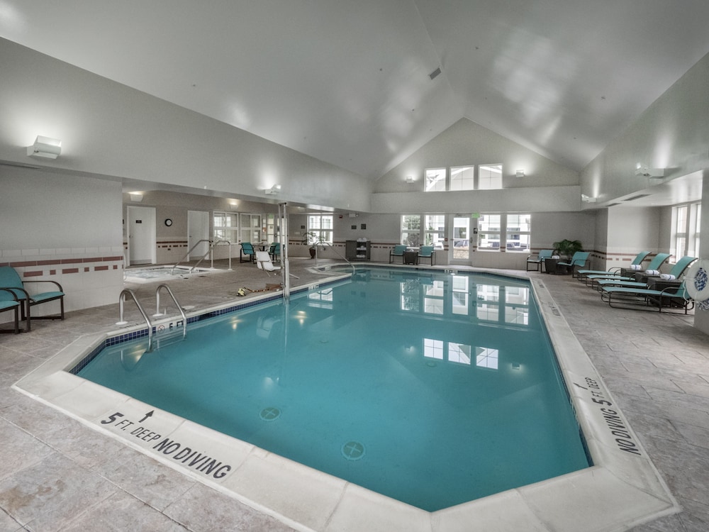 Residence Inn by Marriott Hazleton - photo 24
