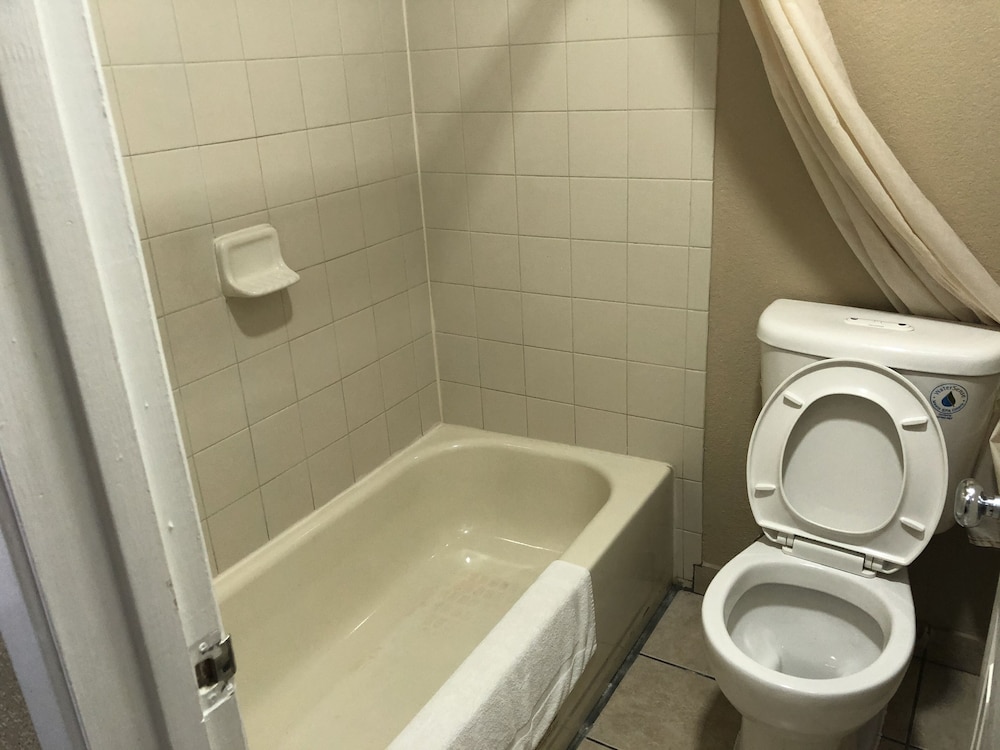 Golden Inn Dallas by Hotel O - photo 14
