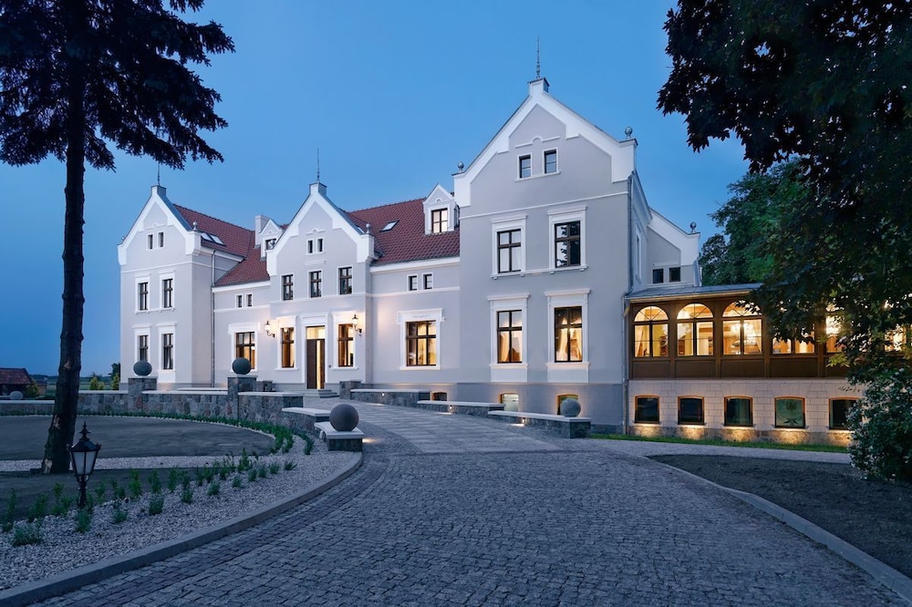 Pałac Mortęgi Hotel Spa — hotel in Lubawa