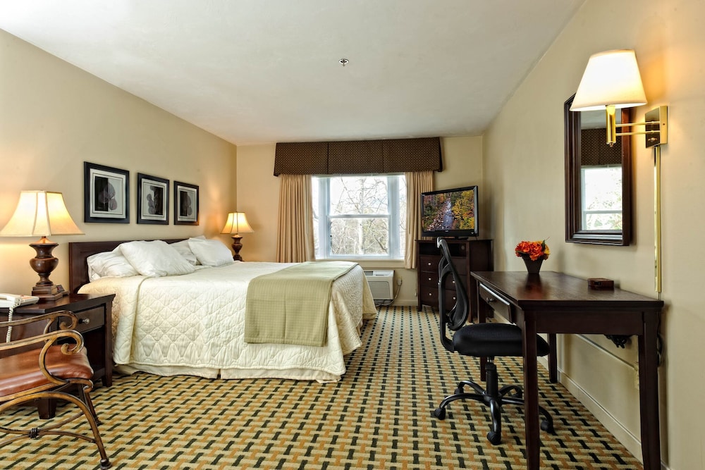 Silver Fox Inn - photo 6