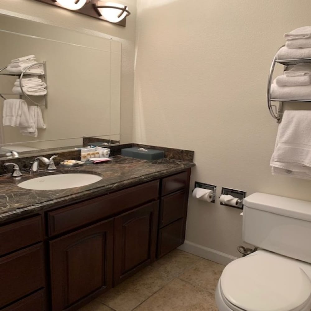 The Hotel Oceanside - photo 36