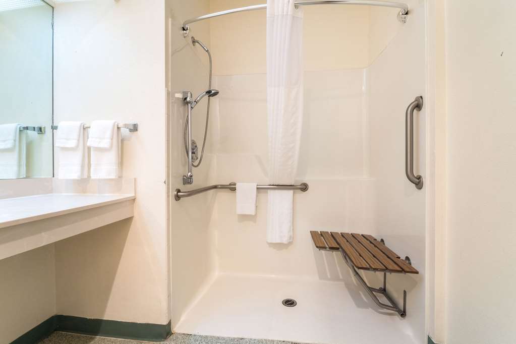 Quality Inn & Suites Bainbridge Island - photo 28