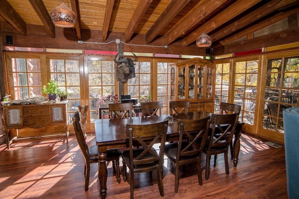 Cliff House Lodge B&B - photo 2