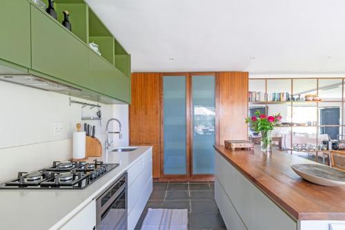 Apartment on Constantia wine route