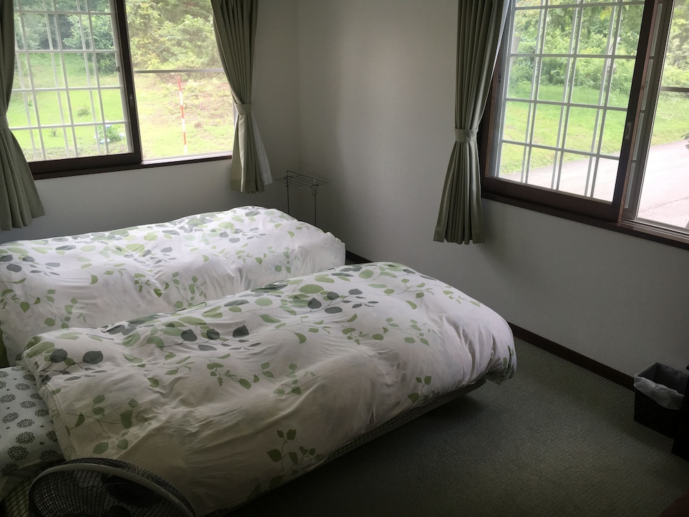 Restaurant Massa & Petit Hôtel des Eaux Vives in Myoko, Japan