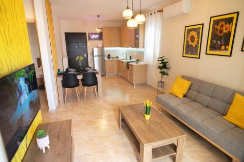 C D Apartment — 4-Star Luxury Hotel in Alexandroupoli, Greece