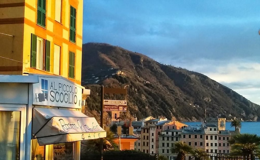 Al Piccolo Scoglio Room & Breakfast in Camogli, Italy