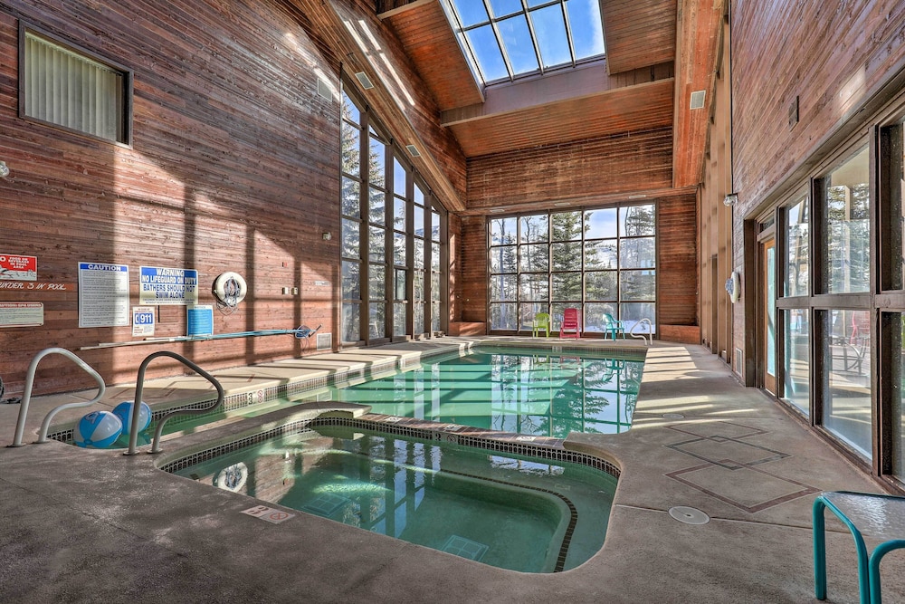 Ski Inandski Out Brian Head Condo with Pool Access — 4-Star Luxury Hotel in Vancouver, United States