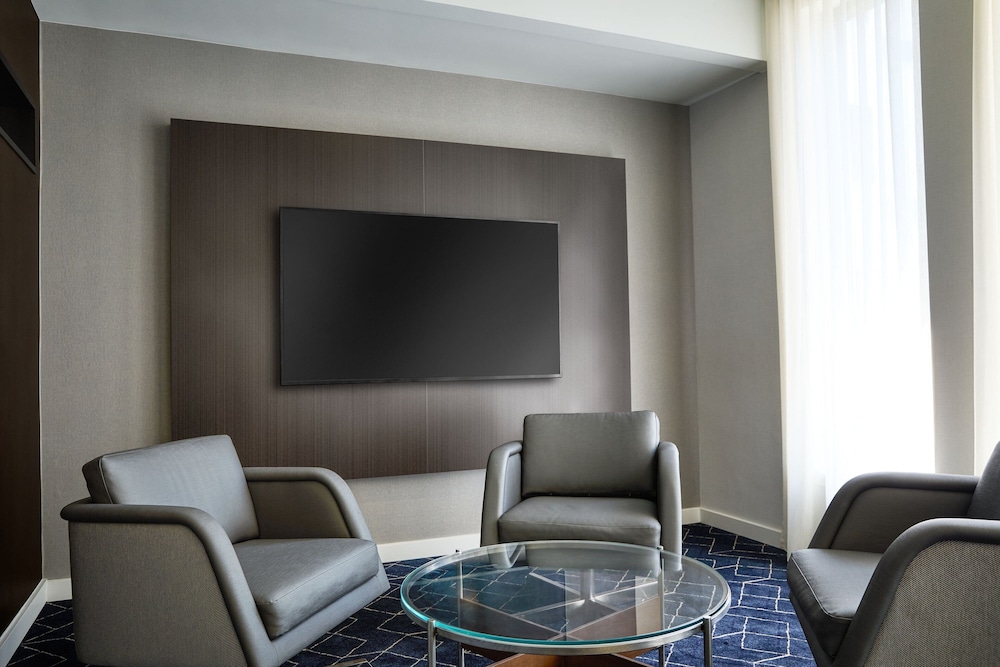 Courtyard by Marriott Kansas City Overland Park Metcalf - photo 4