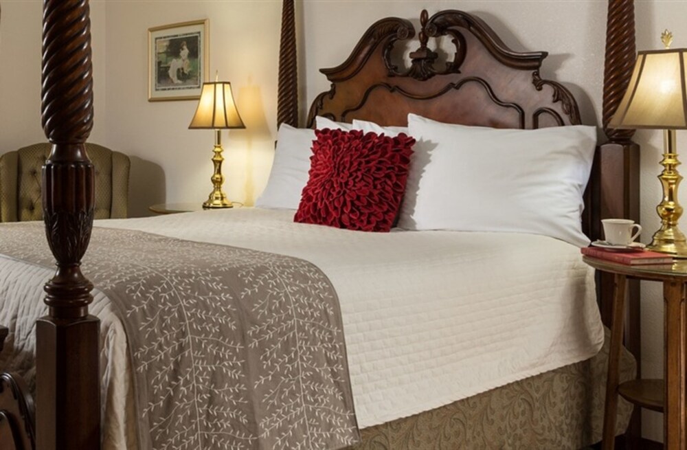 The Roosevelt Inn - photo 13
