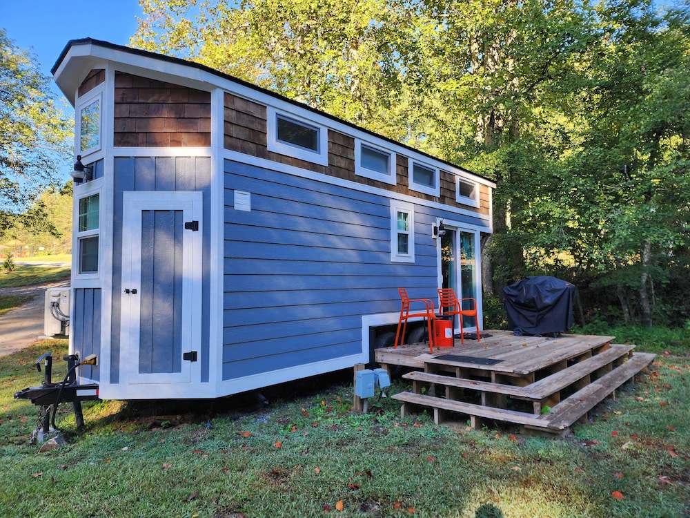 Emberglow Outdoor Resort - photo 5