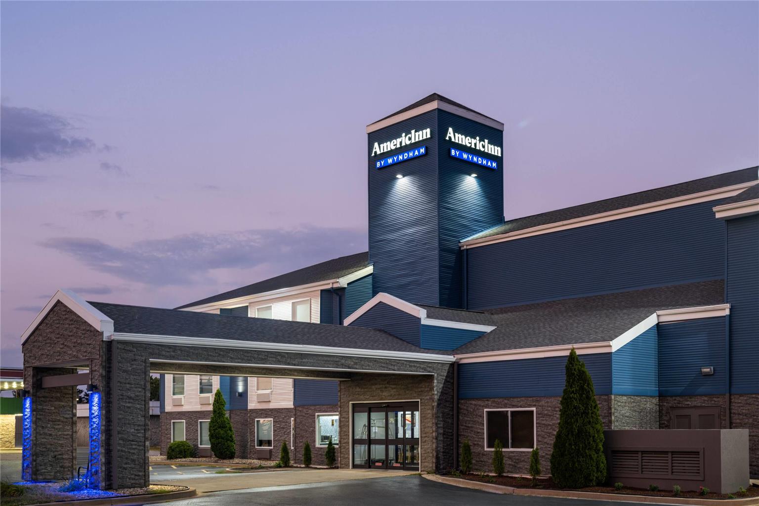 AmericInn by Wyndham Urbana Champaign University Area - photo 2