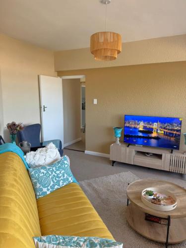 Beach Front Retreat in Fish Hoek