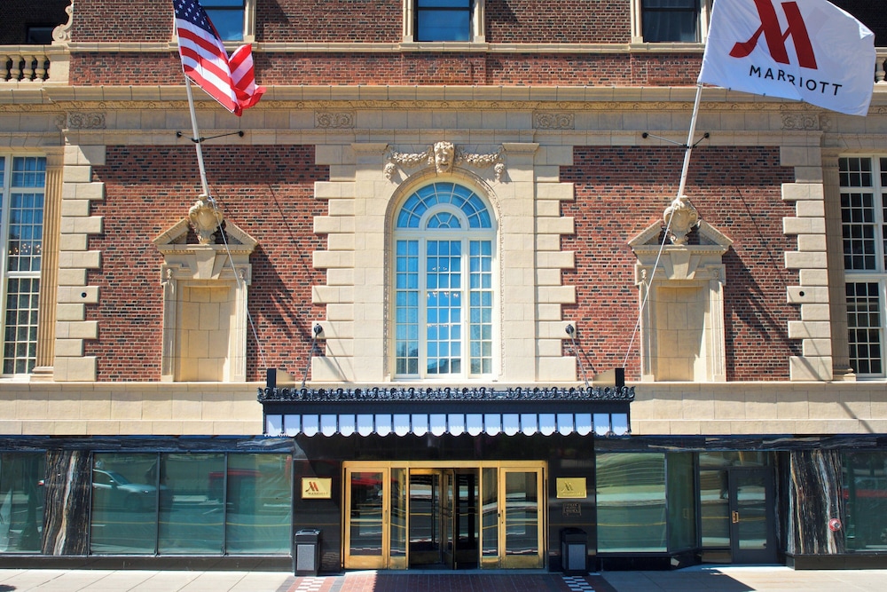 Marriott Syracuse Downtown - photo 81