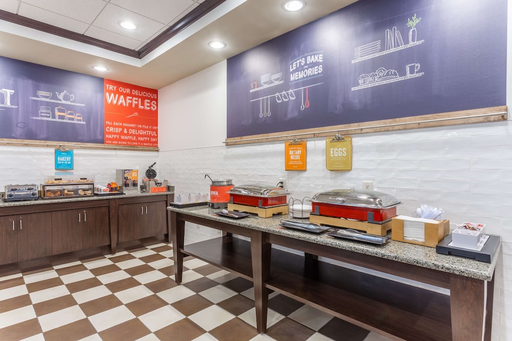 Hampton Inn Minneapolis Shakopee - photo 17
