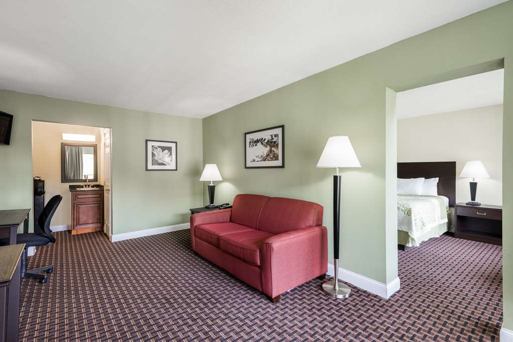 Days Inn by Wyndham Jellico Tennessee State Line - photo 10