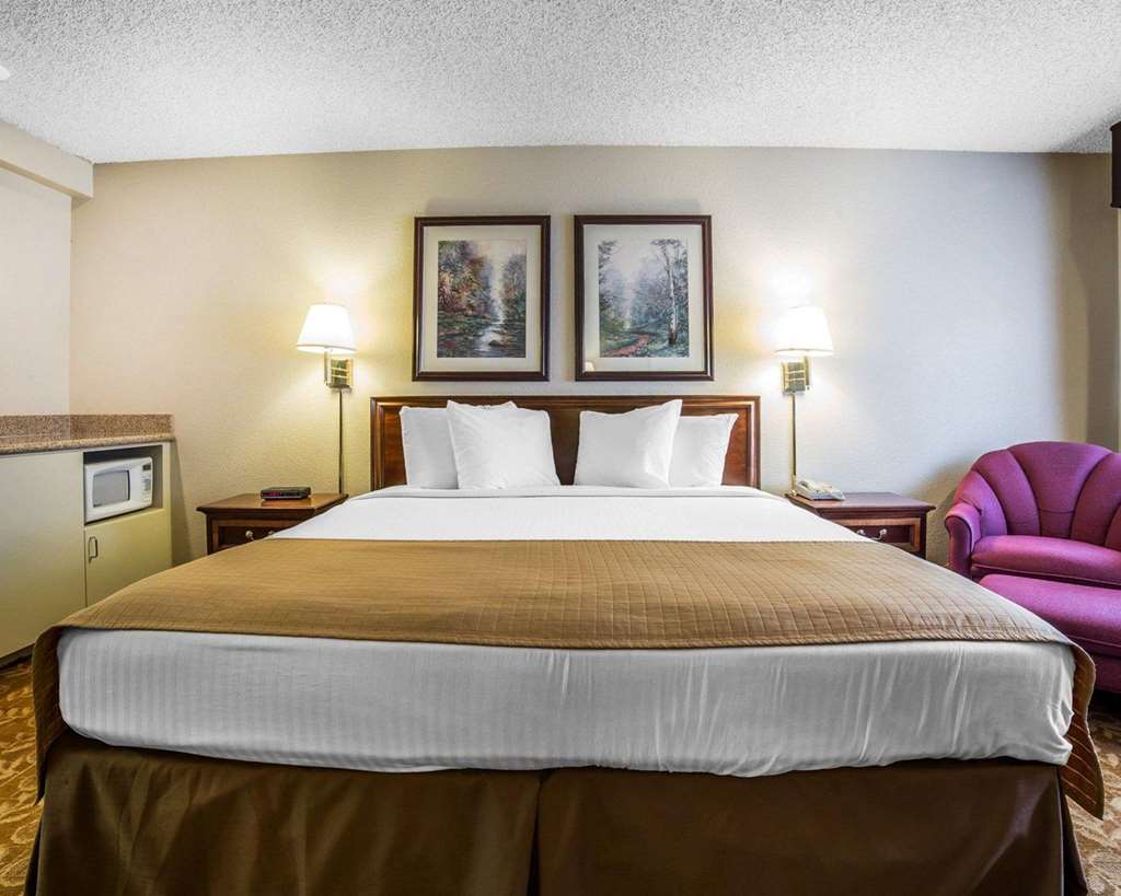 Quality Inn And Suites Minden - photo 21