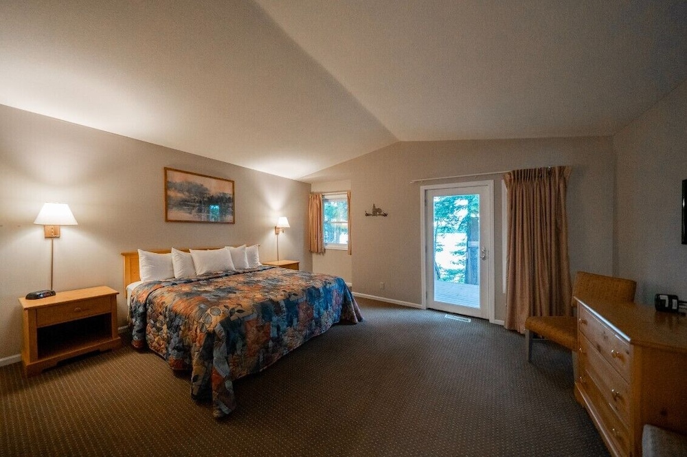 Telemark Northwoods Lodging - photo 27