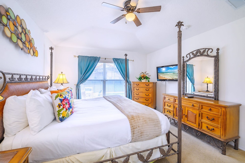 4BR Family Resort Home Private pool & Games Room - photo 20