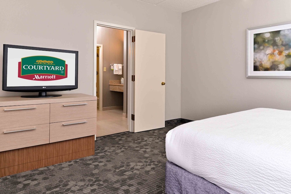 Courtyard by Marriott Dallas Northwest - photo 9