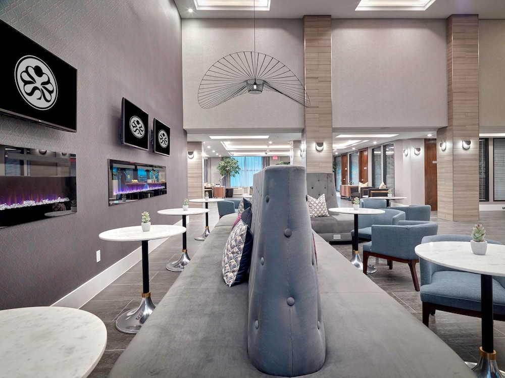 Sandman Signature Plano Frisco Hotel - photo 5