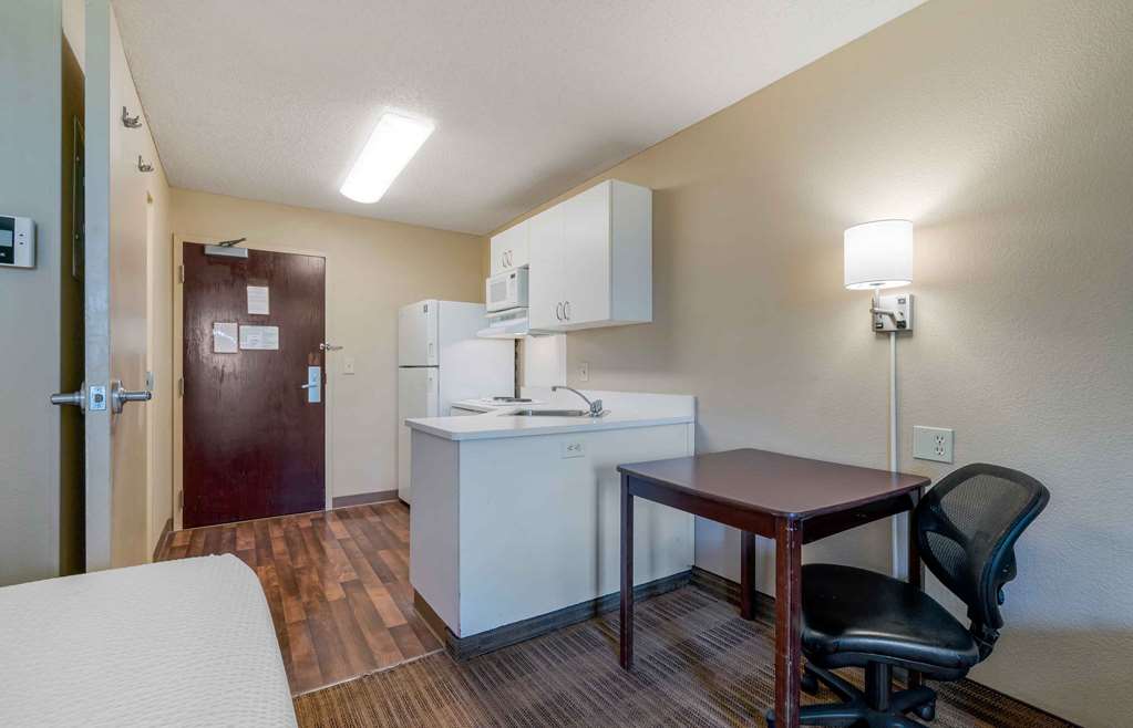 Extended Stay America Suites Sacramento Elk Grove - photo 19
