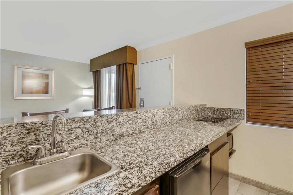 Best Western InnSuites Tucson Foothills Hotel & Suites - photo 69
