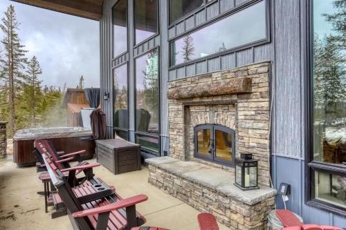 Lucky Lazy E - carbon neutral hotel in Lead