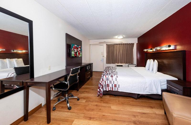 Red Roof Inn Chicago Lansing - photo 49