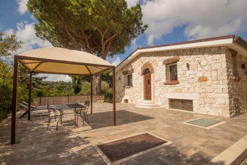 Corbezzolo — 4-Star Luxury Hotel in Dorgali, Italy