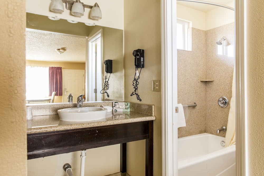 San Luis Inn And Suites - photo 35