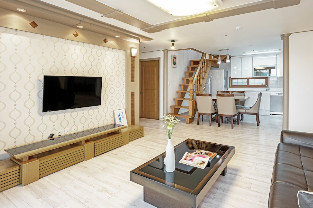 Homefourest Resort Geoje - last minute hotel in Changwon